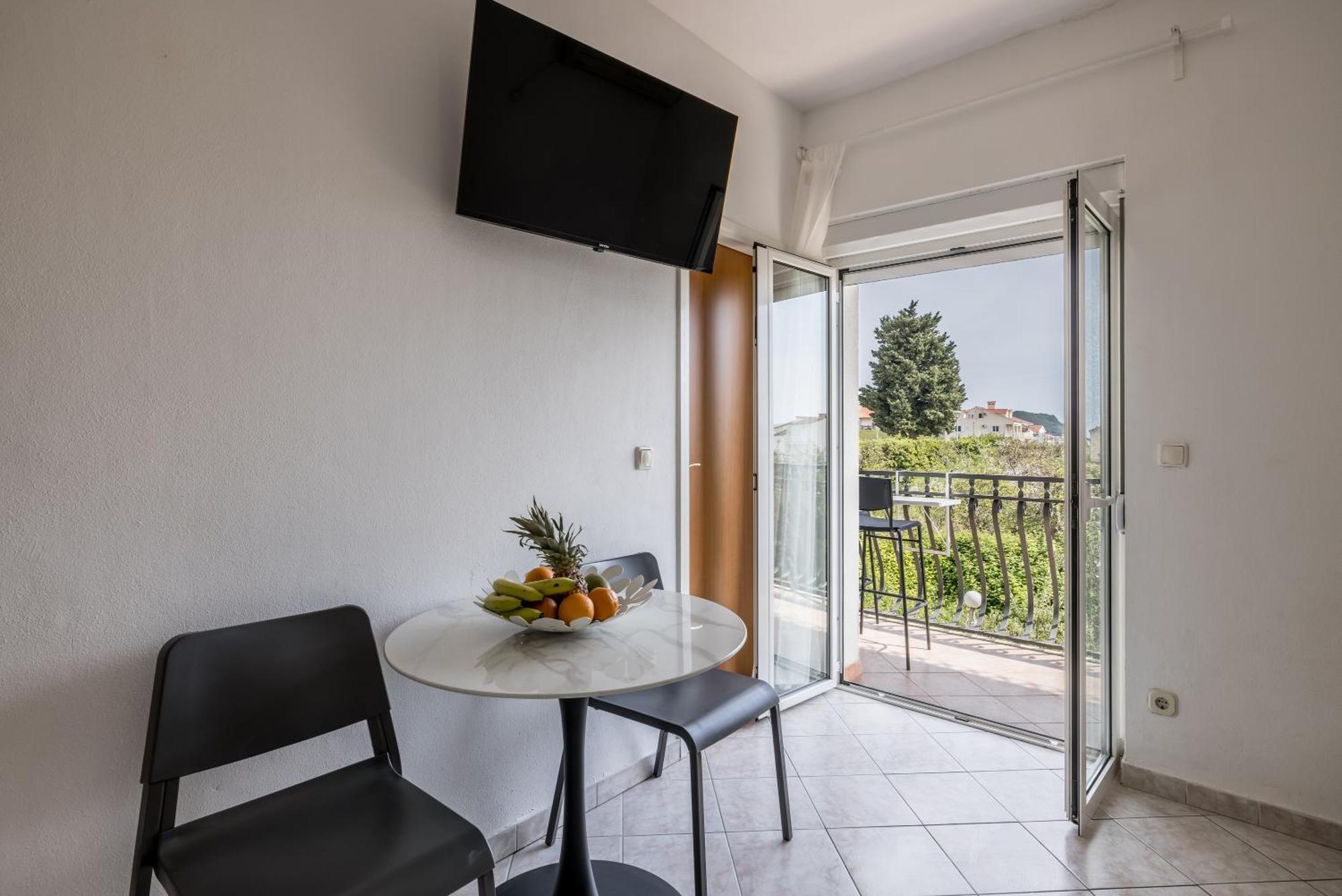Mediterano Apartments ポドストラナ エクステリア 写真