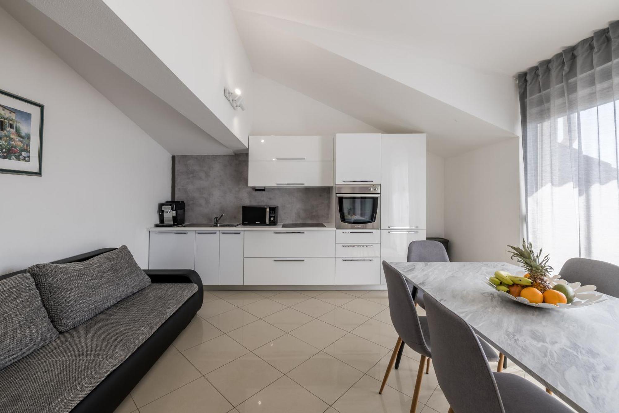 Mediterano Apartments ポドストラナ エクステリア 写真