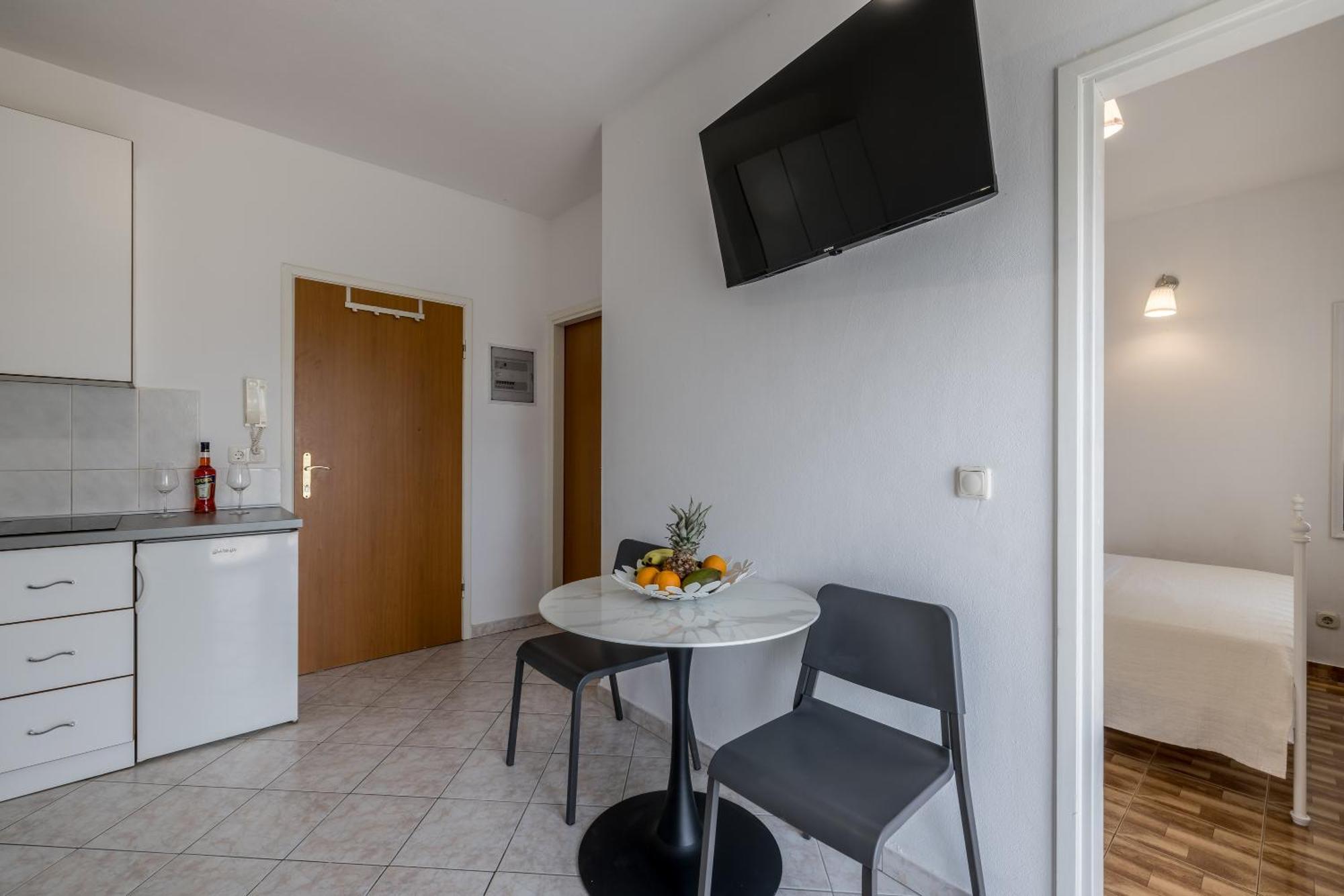 Mediterano Apartments ポドストラナ エクステリア 写真